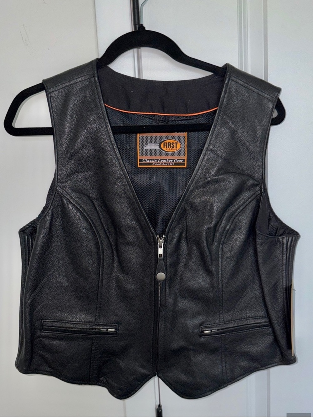 First Classics Genuine Leather Motorcycle Vest | Black | NWT | Size Women’s XL